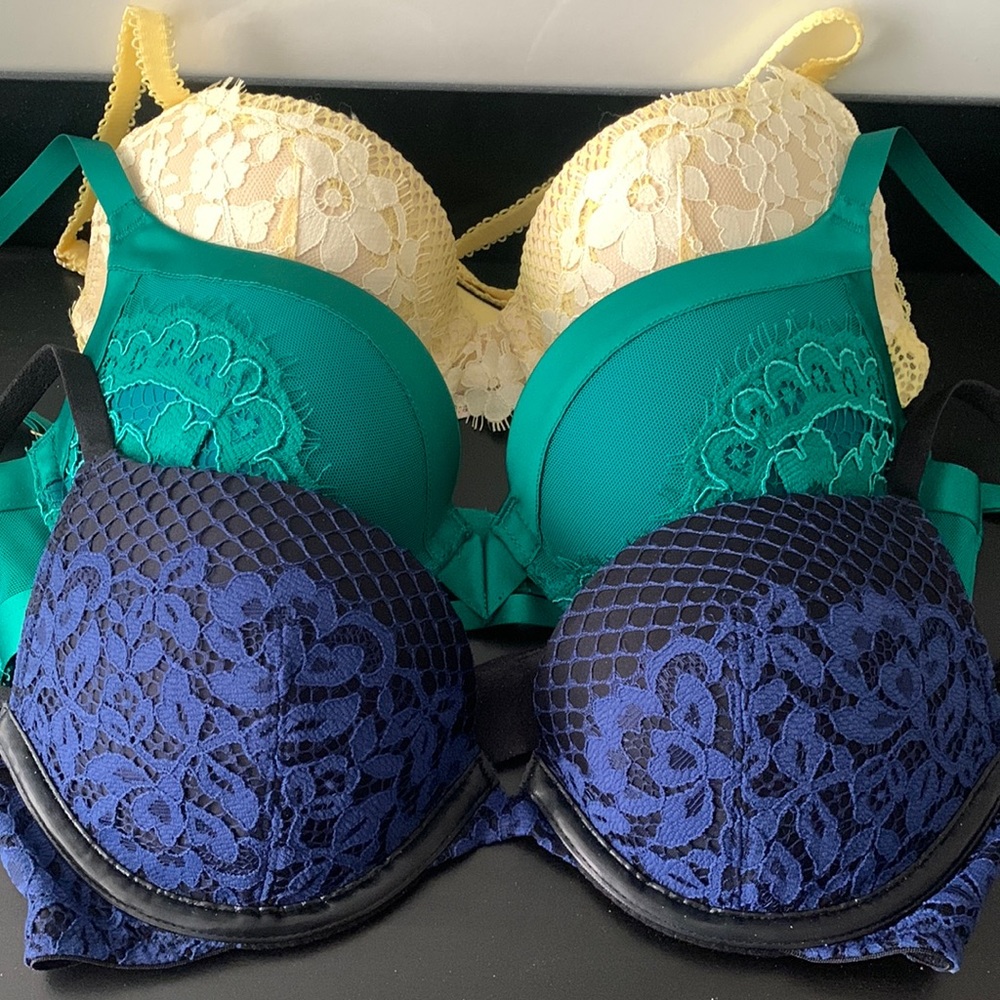 Set of 3 Victoria’s Secret bras